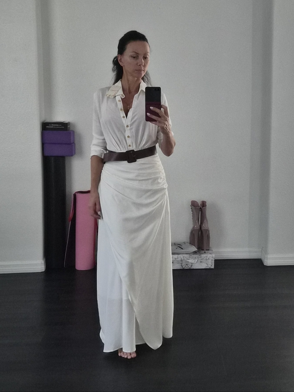 White Button-Up Top with Natural Buttons - Picture 5 of 9